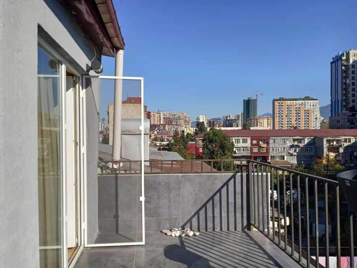Chase Dream Hostel追梦空间 Batumi Exterior foto